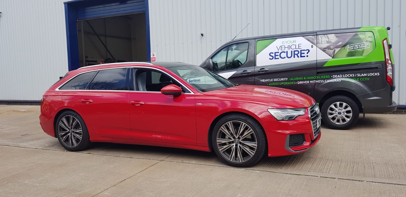 CAR TRACKER GPS AUDI 